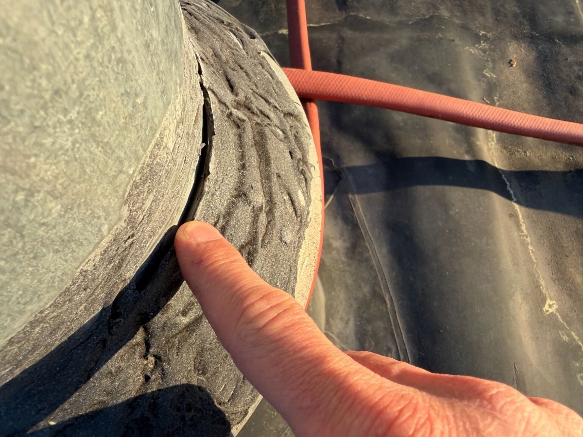 Split pipe boot
