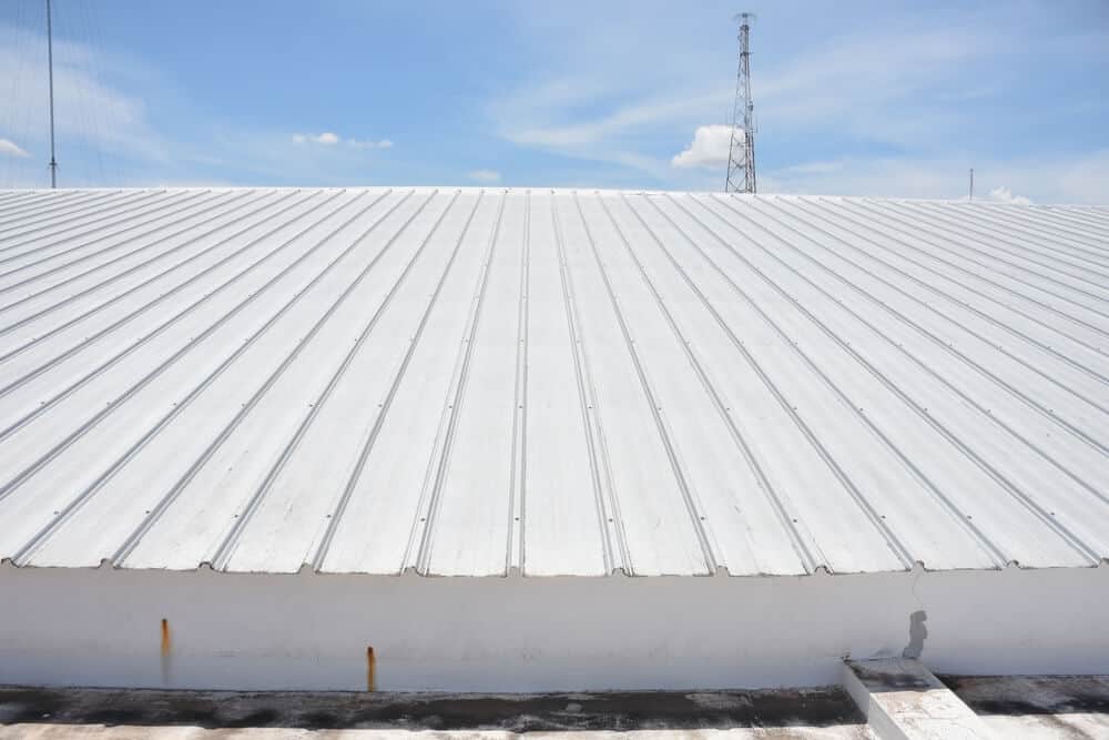 Roofing for Commercial Spaces: Flat Systems vs. Sloped Systems